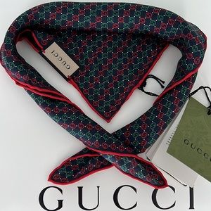 Gucci scarf